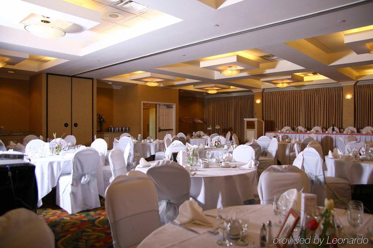 Hilton Garden Inn West Edmonton Restaurante foto